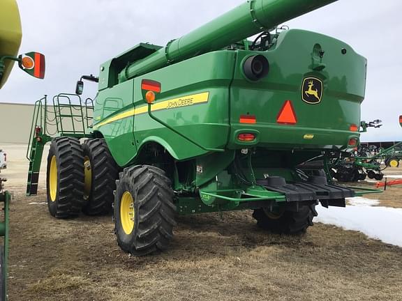 Image of John Deere S780 equipment image 3