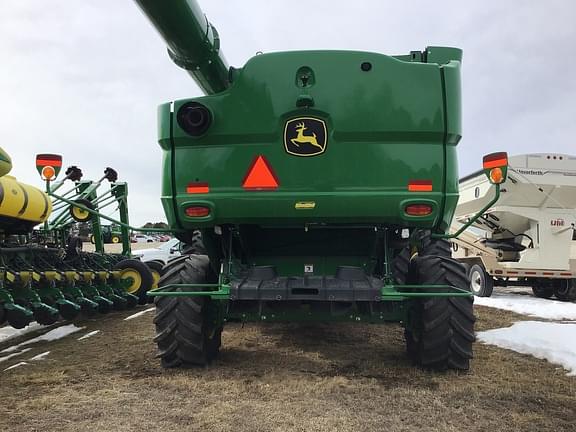 Image of John Deere S780 equipment image 4