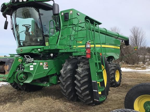 Image of John Deere S780 Primary image