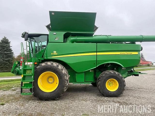 Image of John Deere S780 equipment image 1