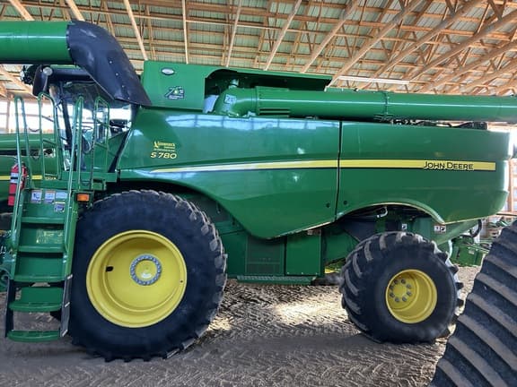 Image of John Deere S780 equipment image 3