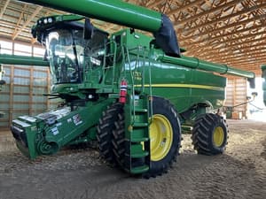2022 John Deere S780 Image