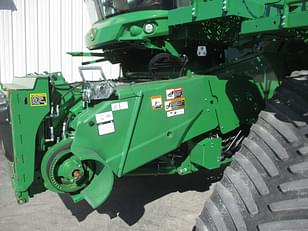 Main image John Deere S780 18