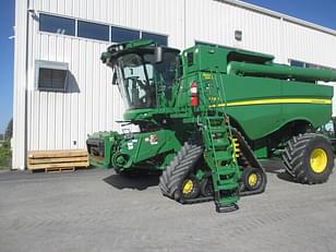 Main image John Deere S780 9