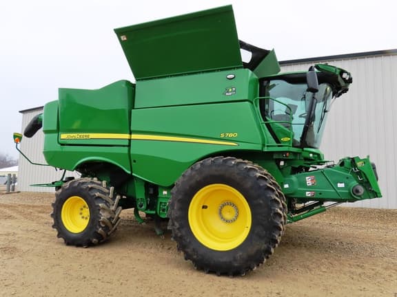Image of John Deere S780 Primary image