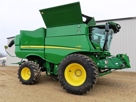 2022 John Deere S780 Equipment Image0