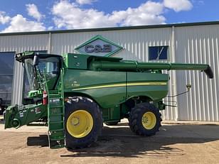 Main image John Deere S780 1