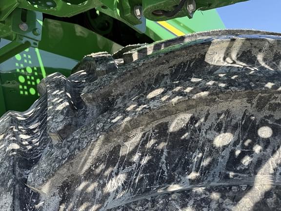 Image of John Deere S780 equipment image 1