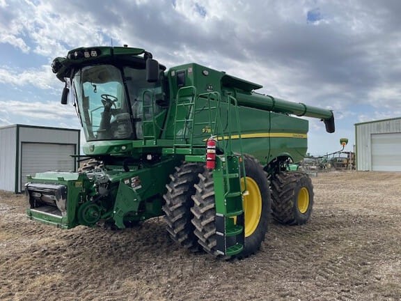 2022 John Deere S780 Equipment Image0