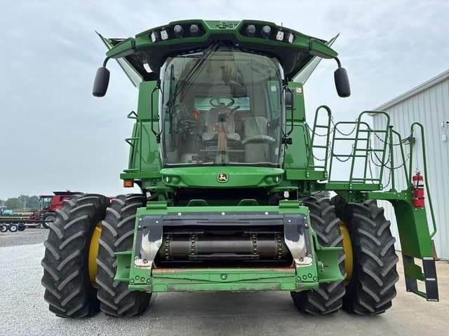 Image of John Deere S780 equipment image 4