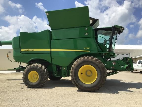 Image of John Deere S780 Primary image