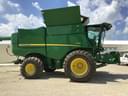 2022 John Deere S780 Image