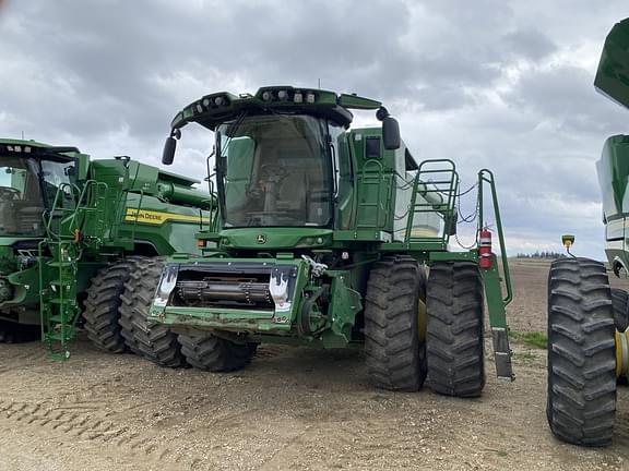 Image of John Deere S780 Primary image