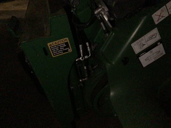 Image of John Deere S780 equipment image 2