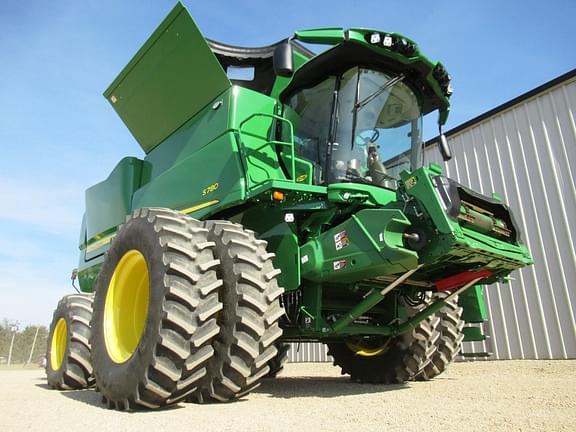 Image of John Deere S780 equipment image 3