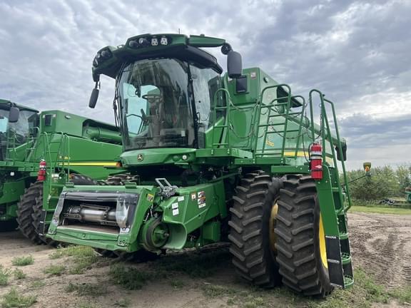 Image of John Deere S780 equipment image 2