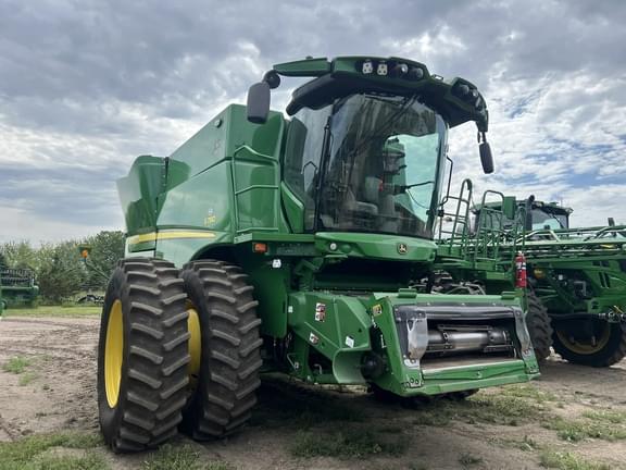 Image of John Deere S780 Primary image