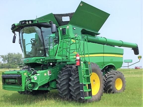 2022 John Deere S780 Image