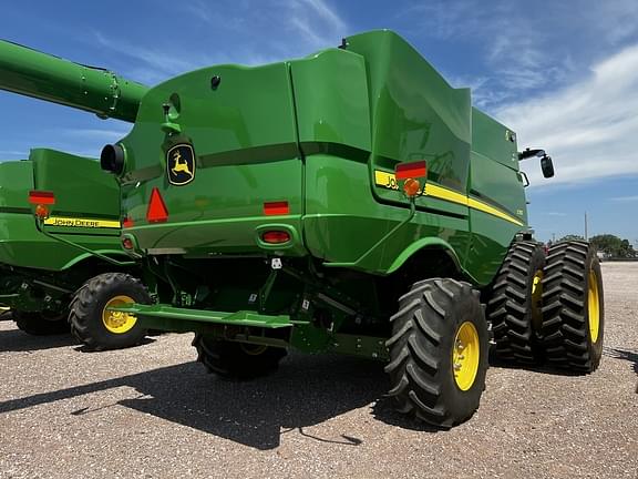 Image of John Deere S780 equipment image 2