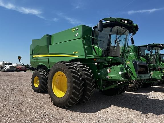 Image of John Deere S780 Primary image