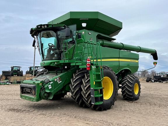 Image of John Deere S780 Primary image