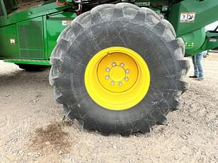 Main image John Deere S780 9