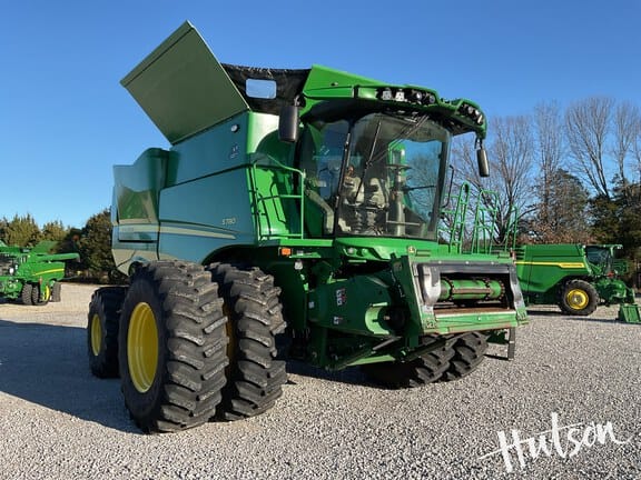 2022 John Deere S780 Equipment Image0