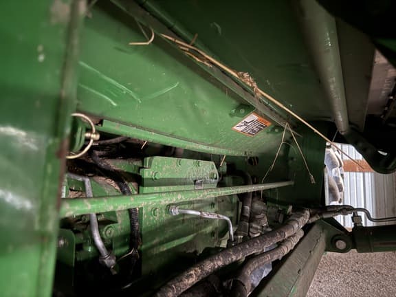 Image of John Deere S780 equipment image 4