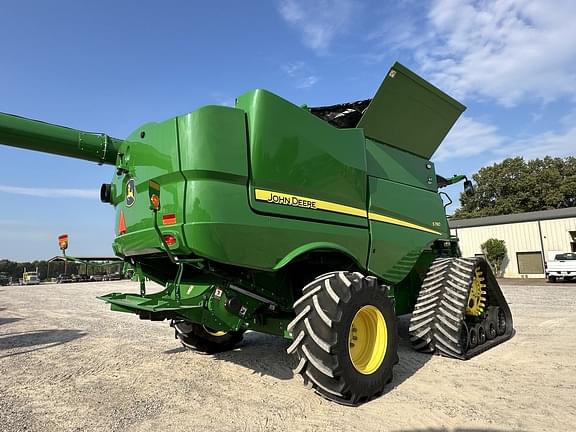 Image of John Deere S780 equipment image 4