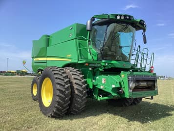 Main image John Deere S780