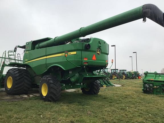 Image of John Deere S780 equipment image 2