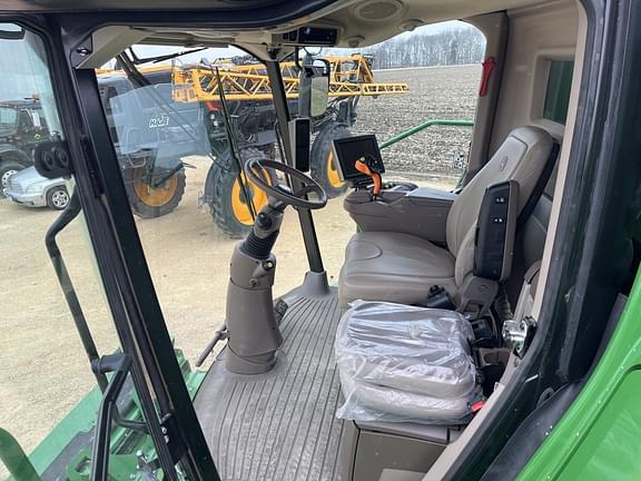 Image of John Deere S780 equipment image 1
