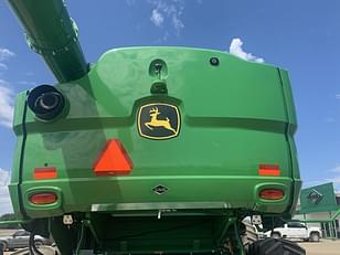 Main image John Deere S780 32