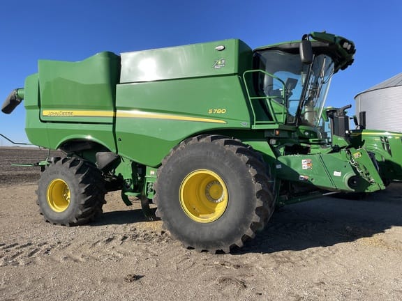 2022 John Deere S780 Equipment Image0