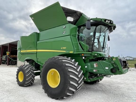 Image of John Deere S780 Primary image