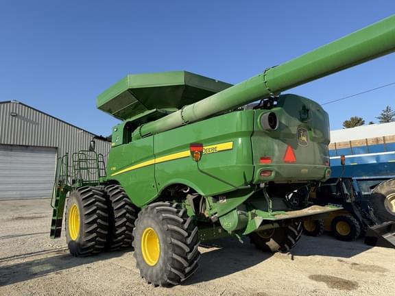 Image of John Deere S780 equipment image 3