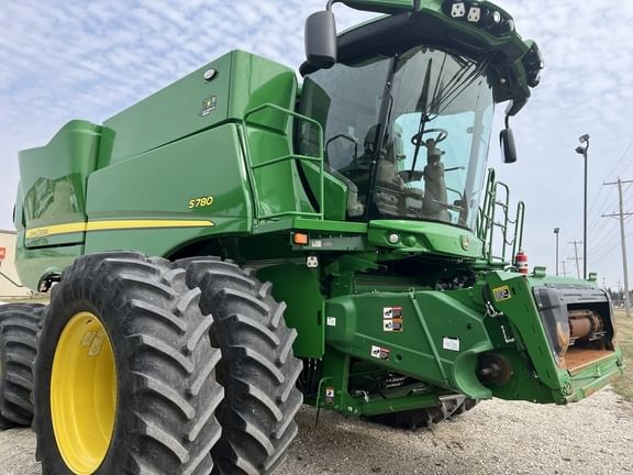 Main image John Deere S780
