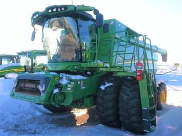 Main image John Deere S780
