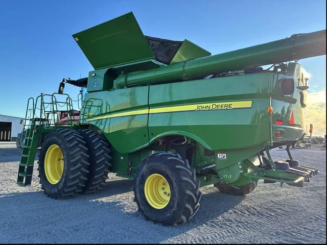 Image of John Deere S780 equipment image 3