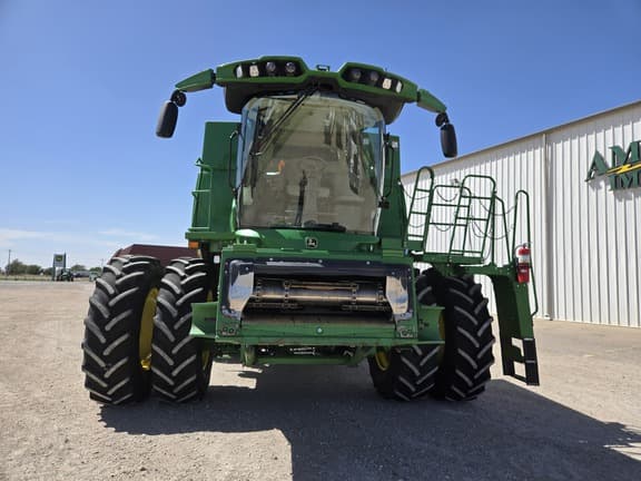 Image of John Deere S780 equipment image 2