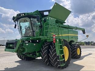 2022 John Deere S780 Equipment Image0