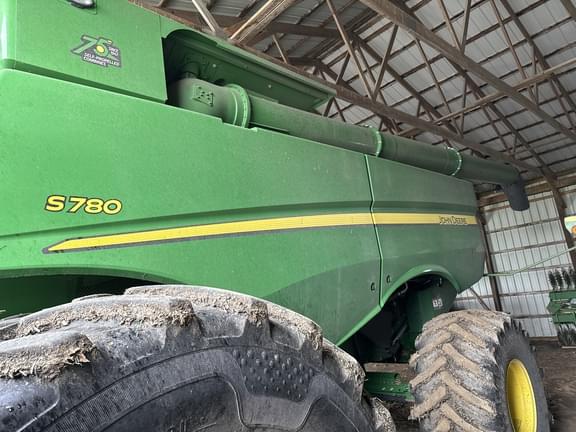 Image of John Deere S780 equipment image 3