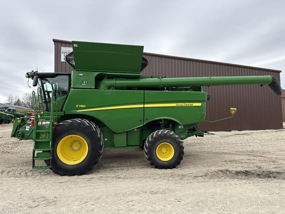 Image of John Deere S780 equipment image 3
