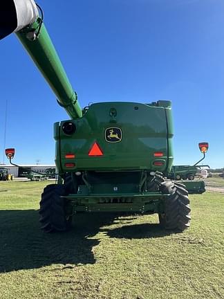 Image of John Deere S780 equipment image 2