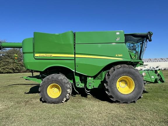 Image of John Deere S780 Primary image