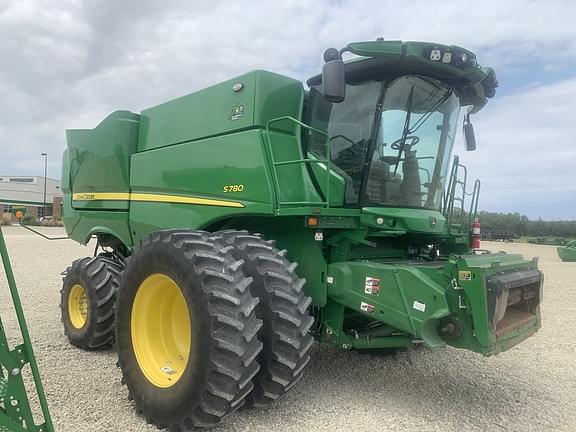 Image of John Deere S780 equipment image 1