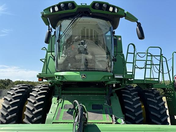 Image of John Deere S780 equipment image 3
