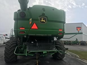 Main image John Deere S780 8