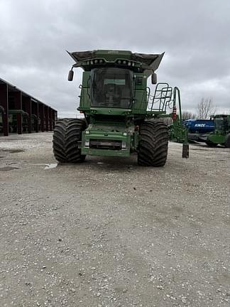 Image of John Deere S780 equipment image 3