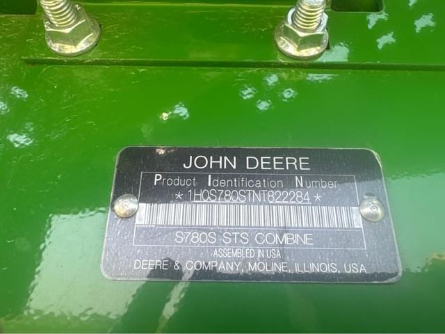 Image of John Deere S780 equipment image 2